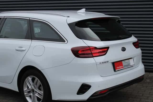 Kia Ceed (2020) thumbnail 23