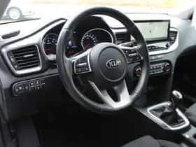 Kia Ceed (2020) thumbnail 6