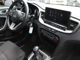 Kia Ceed (2020) thumbnail 9