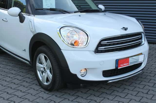 MINI Countryman (2015) thumbnail 14