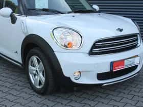 MINI Countryman (2015) thumbnail 14