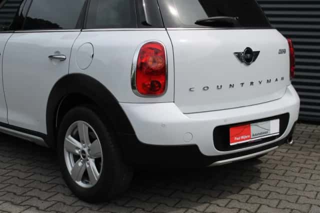MINI Countryman (2015) thumbnail 22