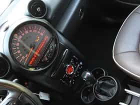MINI Countryman (2015) thumbnail 8