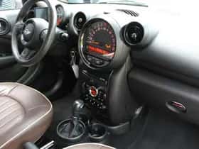 MINI Countryman (2015) thumbnail 9