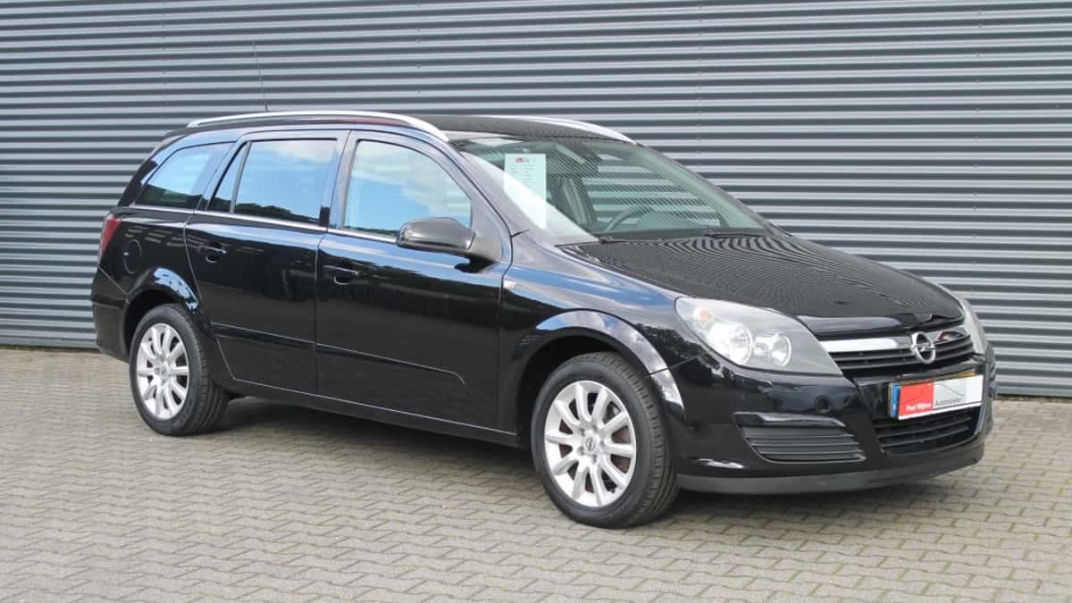 Opel Astra (2005) — foto 1