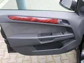 Opel Astra (2005) thumbnail 5