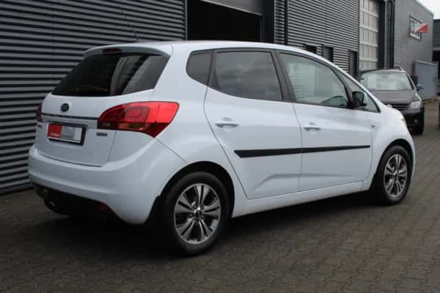 Kia VENGA (2016) thumbnail 18