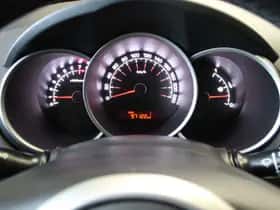 Kia VENGA (2016) thumbnail 7