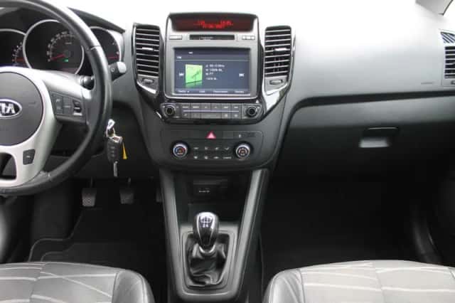 Kia VENGA (2016) thumbnail 10