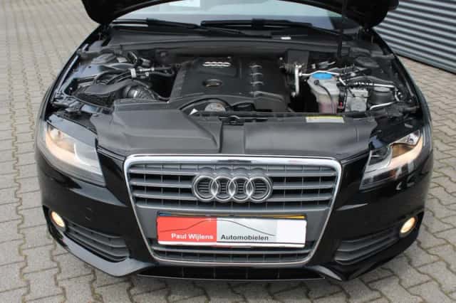 Audi A4 (2010) thumbnail 19