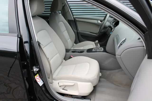 Audi A4 (2010) thumbnail 4