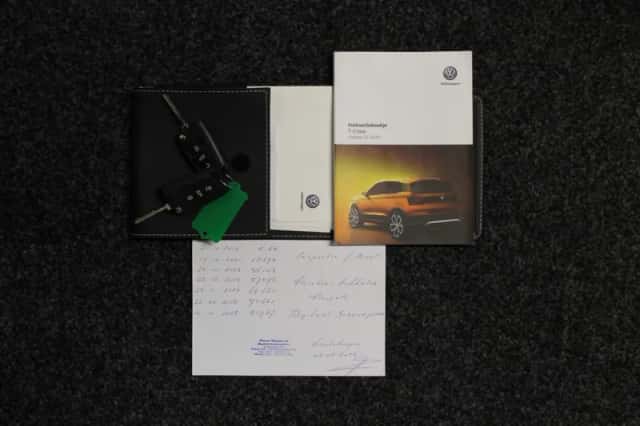Volkswagen T-Cross (2019) thumbnail 21