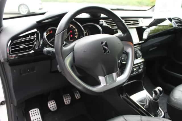 Citroën DS3 (2014) thumbnail 6