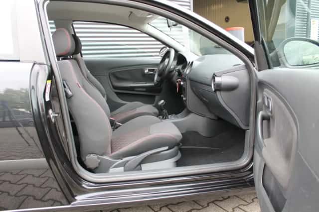 SEAT Ibiza (2007) thumbnail 4