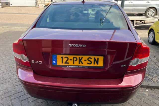 Volvo S40 (2004) thumbnail 5