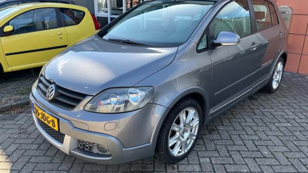 Volkswagen Golf (2009) — foto 1