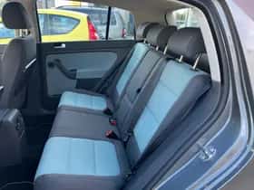 Volkswagen Golf (2009) thumbnail 7