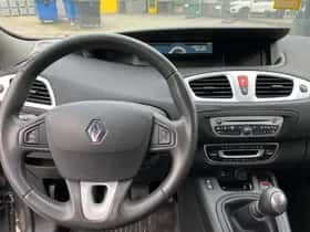 Renault Scénic (2010) thumbnail 8
