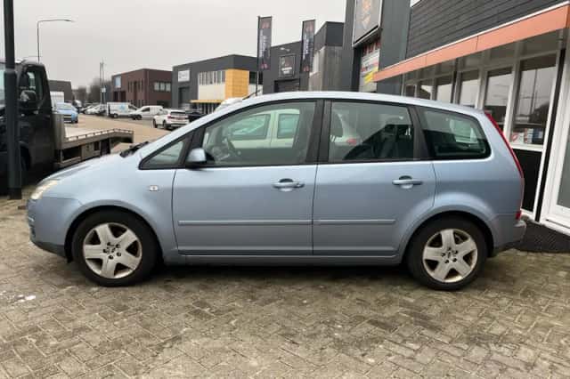Ford Focus (2007) thumbnail 3