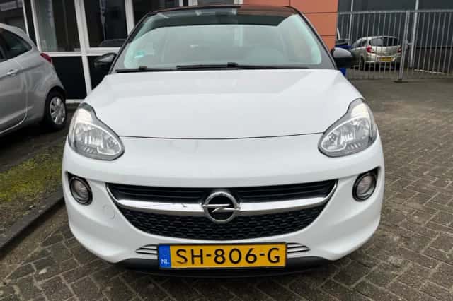 Opel Adam (2018) thumbnail 4