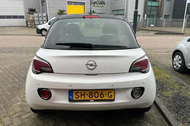 Opel Adam (2018) thumbnail 5