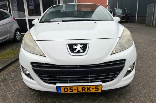 Peugeot 207 (2010) thumbnail 4
