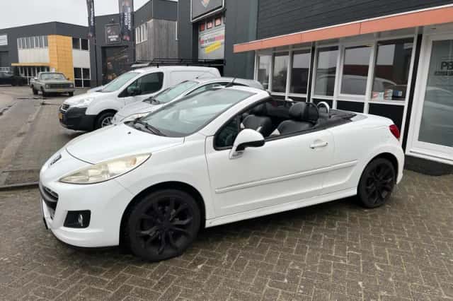 Peugeot 207 (2010) thumbnail 9