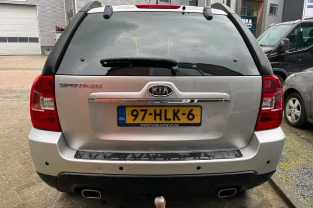 Kia Sportage (2009) thumbnail 5
