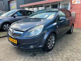 Opel Corsa (2010) thumbnail 2
