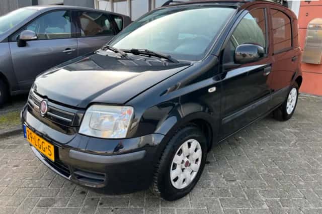 Fiat Panda (2010) thumbnail 1