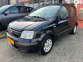 Fiat Panda (2010) thumbnail 2