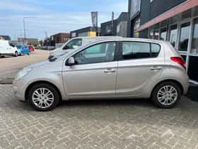 Hyundai i20 (2010) thumbnail 3