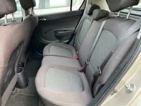 Hyundai i20 (2010) thumbnail 8