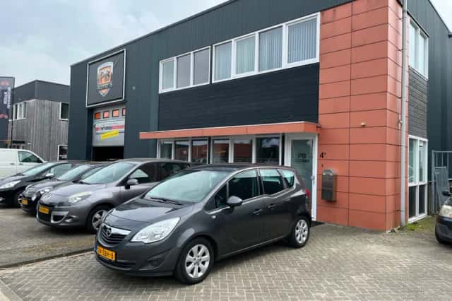 Opel Meriva (2012) thumbnail 10