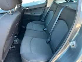 Peugeot 206 (2011) thumbnail 7