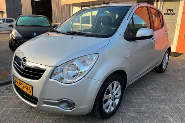Opel Agila (2013) thumbnail 2