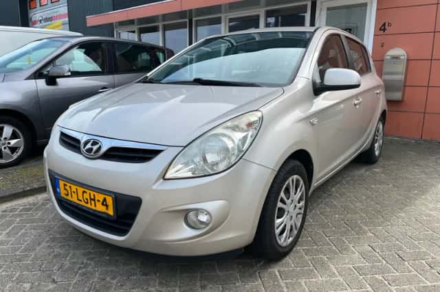 Hyundai i20 (2010) thumbnail 1