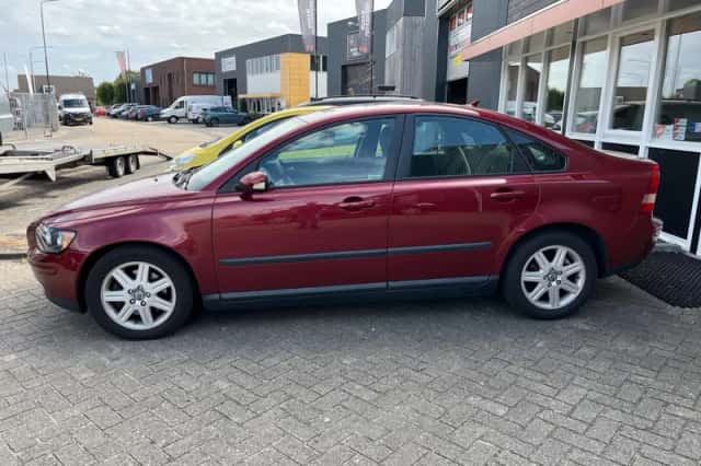Volvo S40 (2004) thumbnail 2