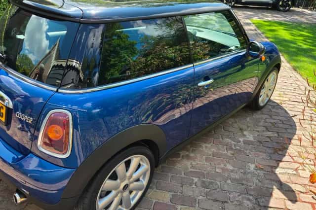 MINI Cooper (2007) thumbnail 5
