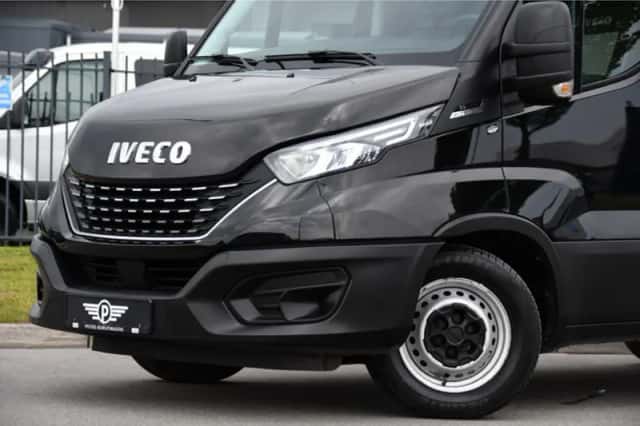Iveco Daily (2021) thumbnail 4