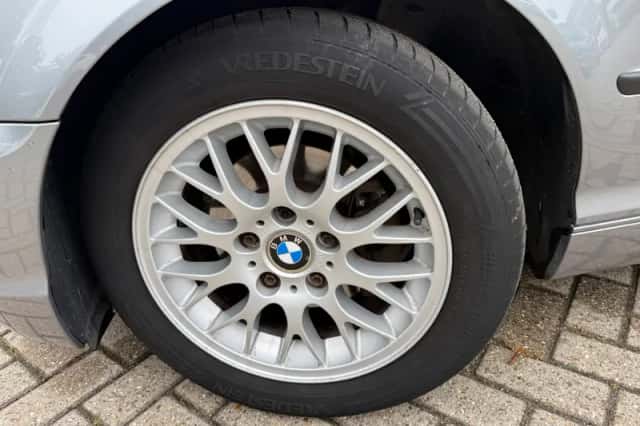 BMW 3-Serie (2004) thumbnail 4