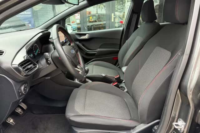 Ford Fiesta (2020) thumbnail 5