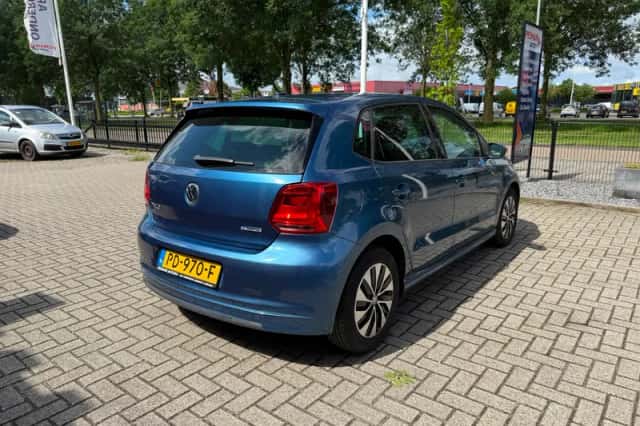 Volkswagen Polo (2017) thumbnail 6