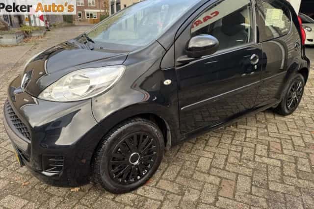 Peugeot 107 (2012) thumbnail 5