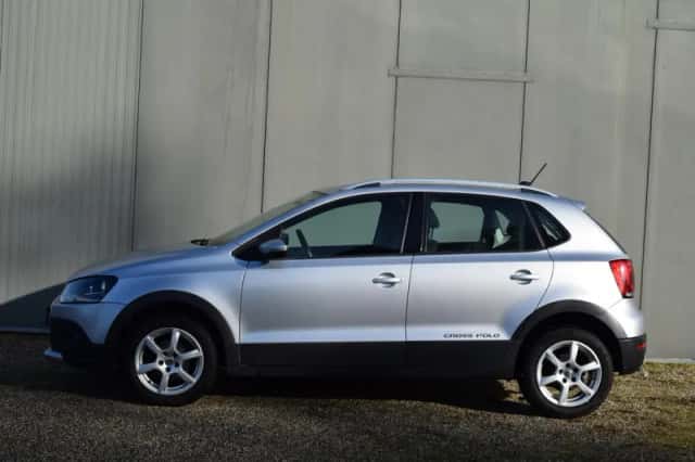 Volkswagen Polo (2011) thumbnail 6