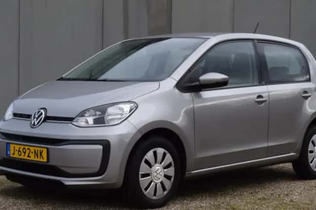 Volkswagen Up! (2020) thumbnail 1