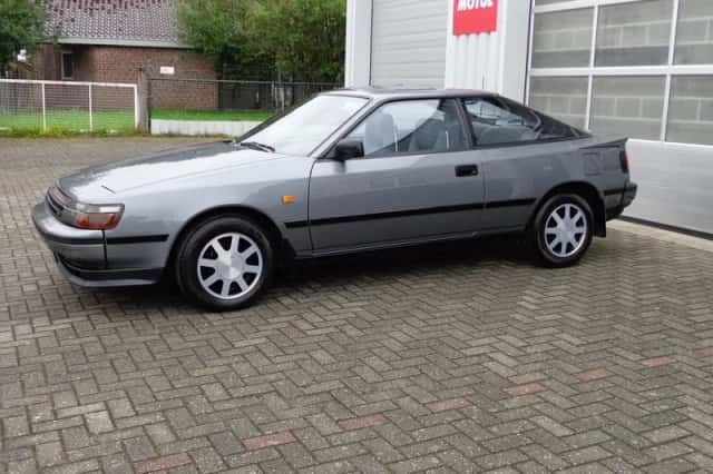 Toyota Celica (1987) thumbnail 3