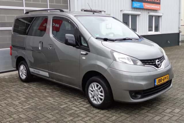Nissan Evalia (2012) thumbnail 6