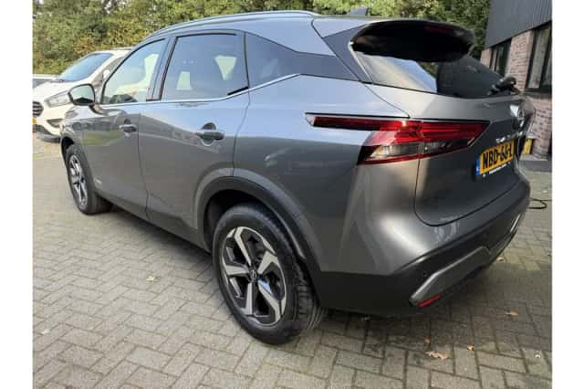 Nissan Qashqai (2023) thumbnail 5