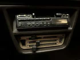 Alfa Romeo Exterior Colour thumbnail 21